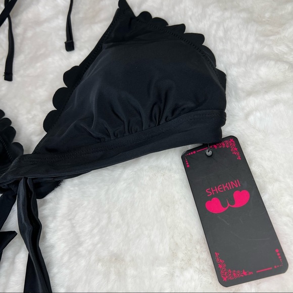 NEW Shekini Black Scalloped Edge Trim Halter Bikini Top Size L - Picture 4 of 8